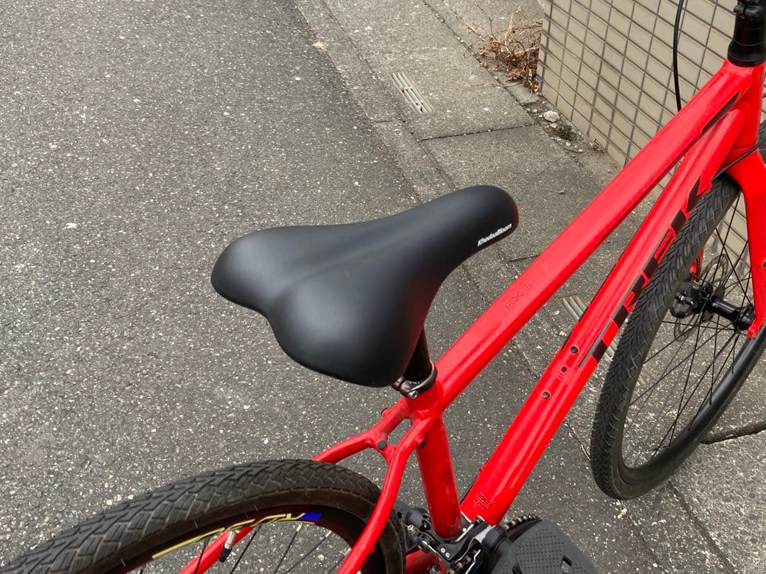 トレック TREK FX 3 Disc 油圧ディスク 前3×後9速 チェーン新品