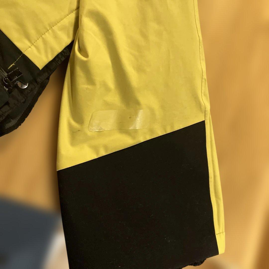 スキーウェア 上下セット 黒と黄色