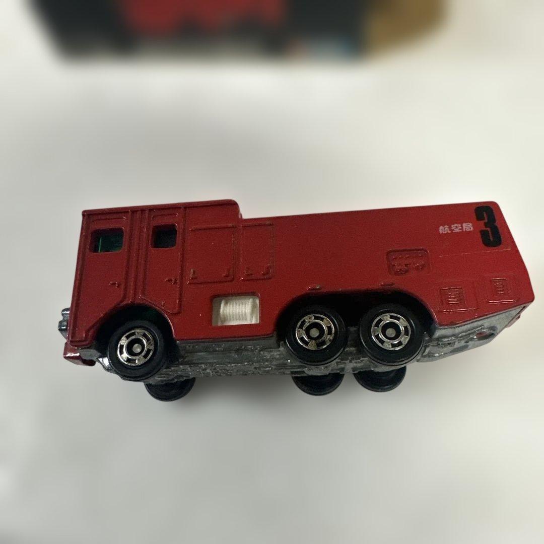 トミカ黒箱No.94ヴィンテージ 東急化学消防車