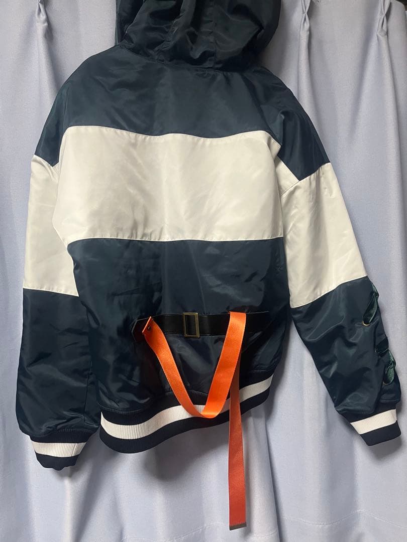 星街すいせい ジャケット ホロライブ