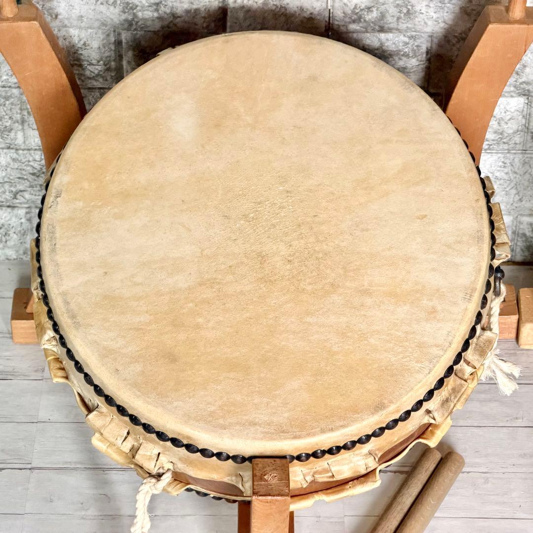 短胴和太鼓 打面一尺三寸・全長七寸・短胴羅武・台座付