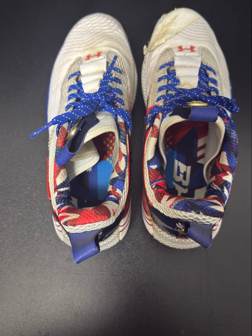 アンダーアーマー　金具スパイク　野球用　海外限定モデル　ハーパーモデル