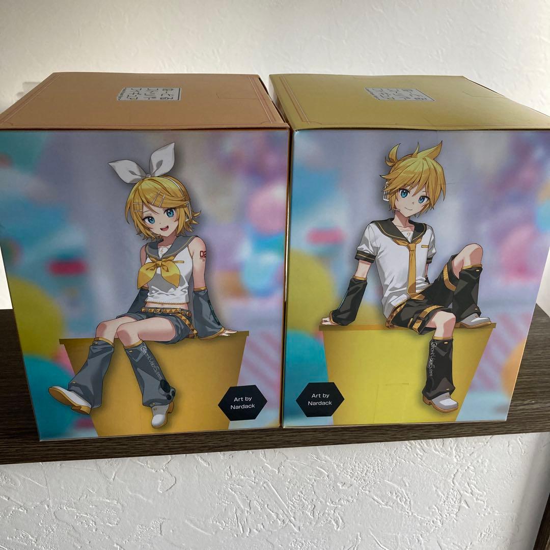 フリューくじ　初音ミク　ぬーどるストッパーフィギュア　鏡音リン・レンセット