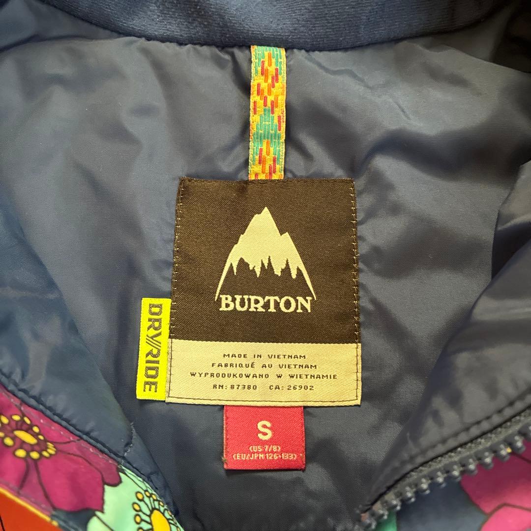 週末値下げ中　BURTON スノーボードジャケット とパンツのセットS