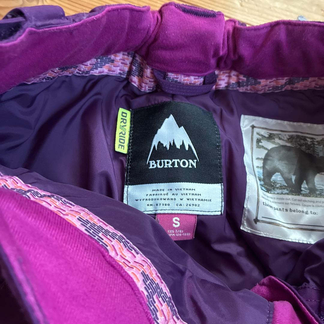 週末値下げ中　BURTON スノーボードジャケット とパンツのセットS