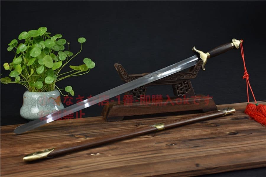 太極剣 古兵器      武具　刀装具　日本刀　模造刀   居合刀