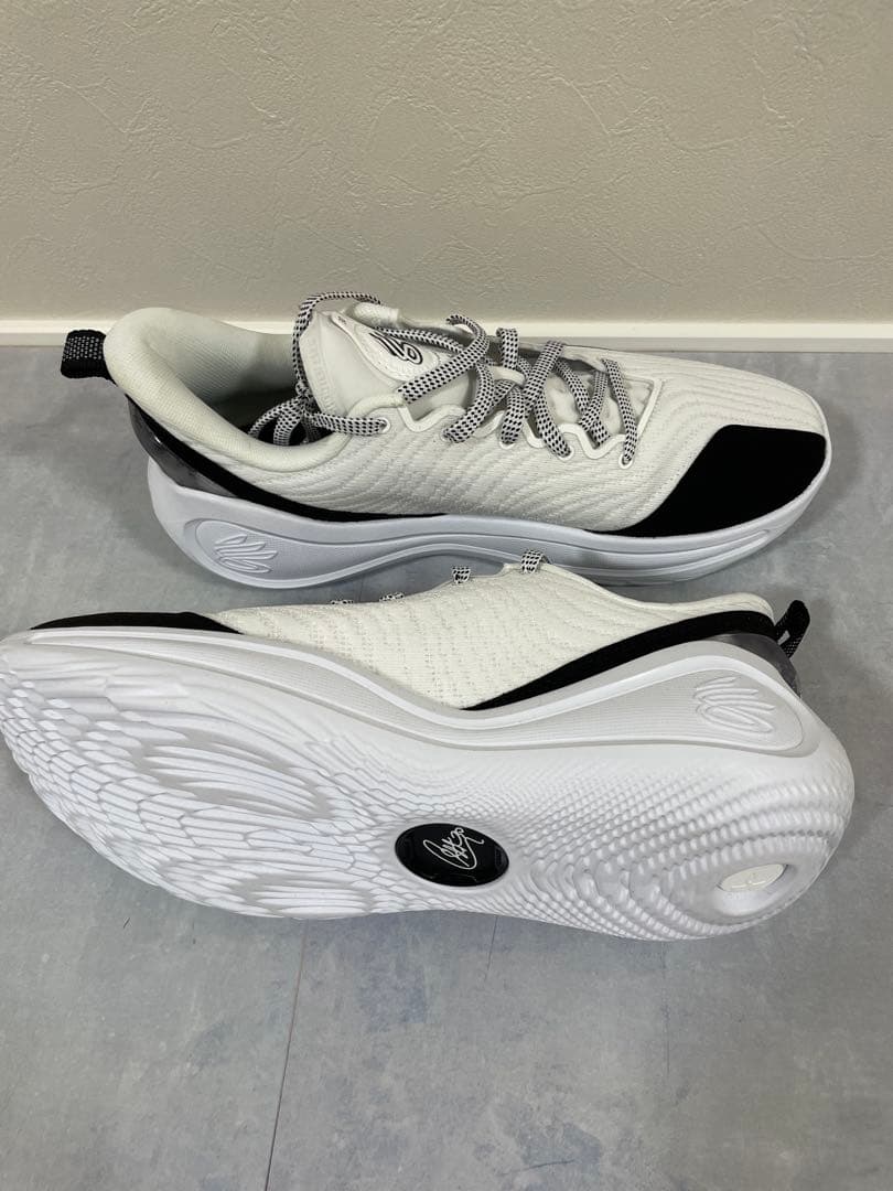 Curry 12 / SHOOTING CURRY 12 SSシグネチャーモデル