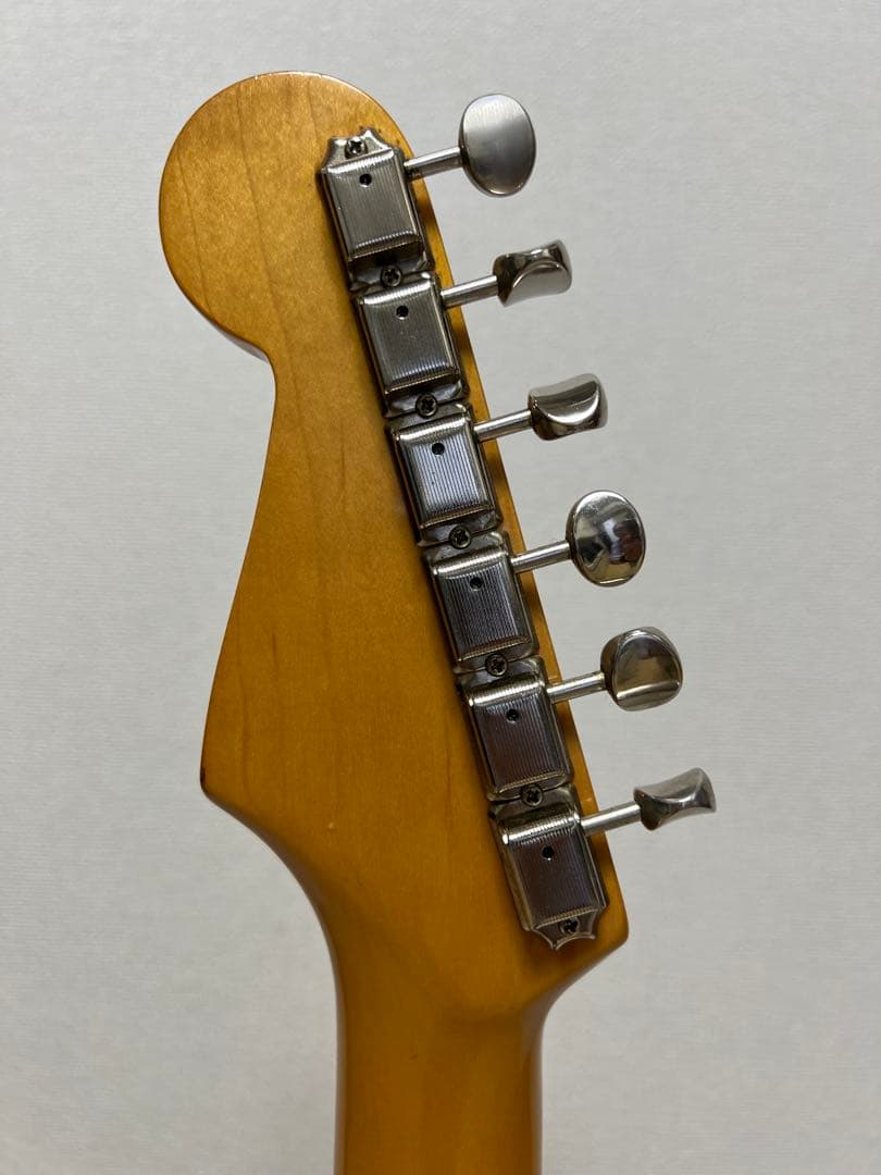 FenderJapanストラトキャスターST57-55 Eシリアル1985年製