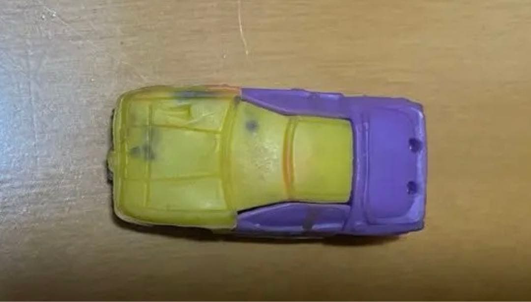 スーパーカー　消しゴム　組み立て式