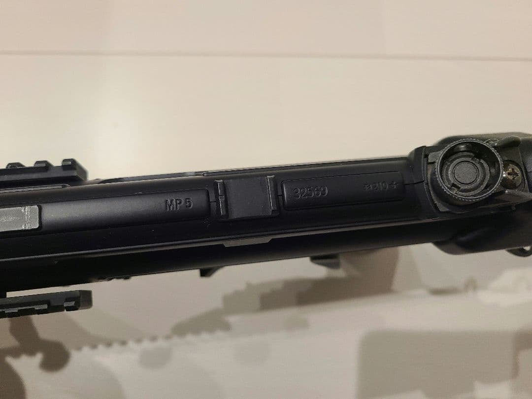 東京マルイ 化粧箱無し mp5 32569 kal.9mm×19 付属品あり