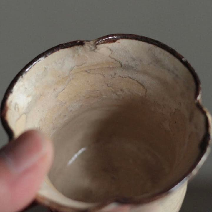 絵瀬戸 輪花 筒盃 盃 ちょこ 古美術 古道具 アンティーク ぐい呑み 復興織部