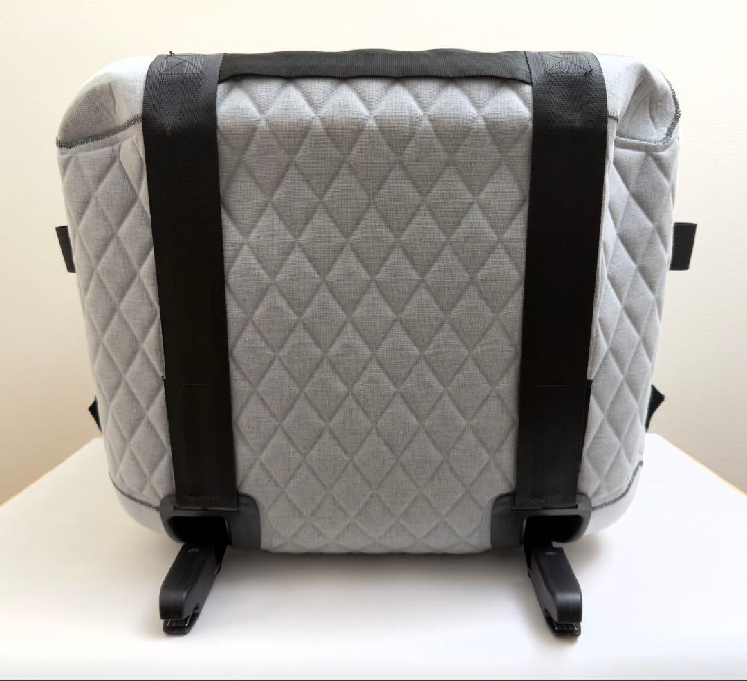 4Pets Caree 車載クレート ISOFIX付 小型犬 犬猫 ハードタイプ