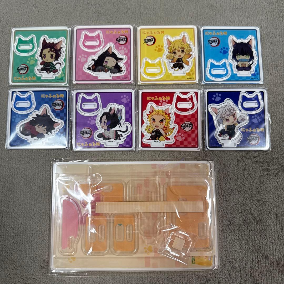 鬼滅の刃　にゃふぉるめ　キャットタワーアクリルスタンド　冨岡　しのぶ　宇髄　他