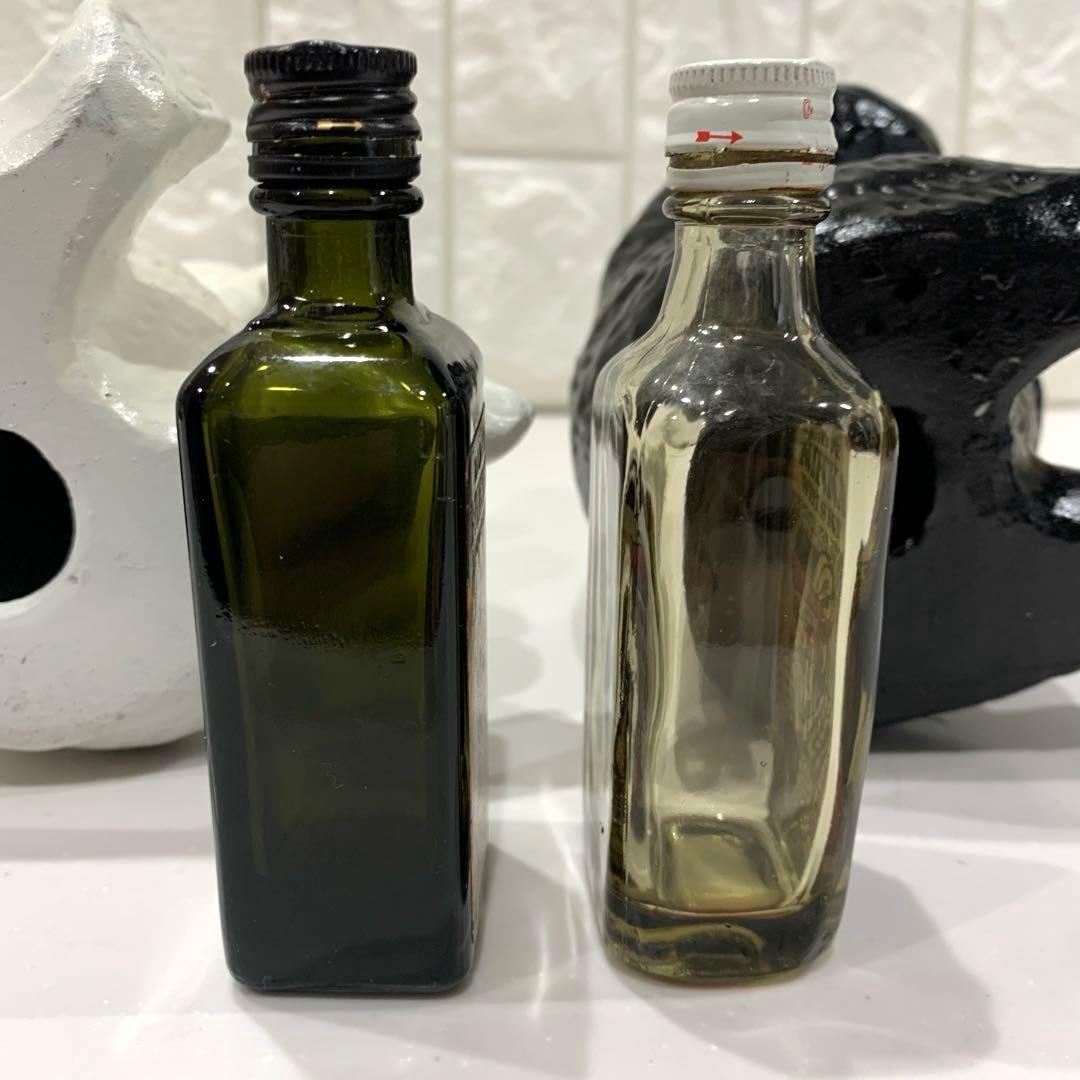 ニッカウヰスキー 抱き熊 木彫り風 陶器　置物 昭和　ブラックニッカ　白黒セット