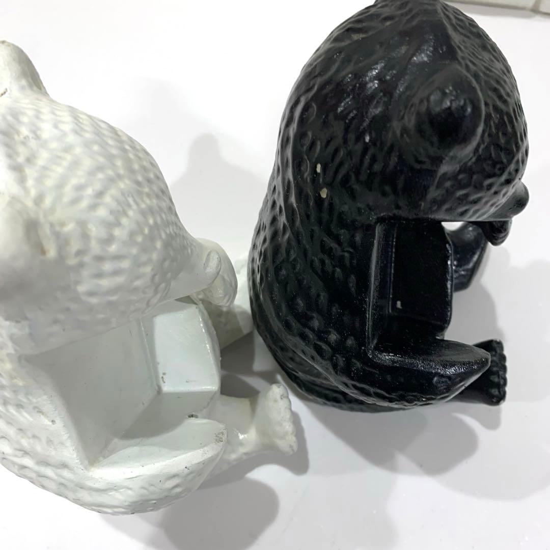 ニッカウヰスキー 抱き熊 木彫り風 陶器　置物 昭和　ブラックニッカ　白黒セット