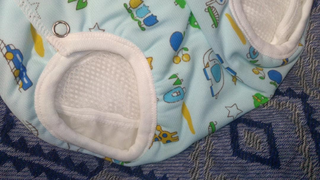 子供用おむつカバー　夜間　サックス　金属ホック　塩化ビニール　6ヶ月前後　未使用