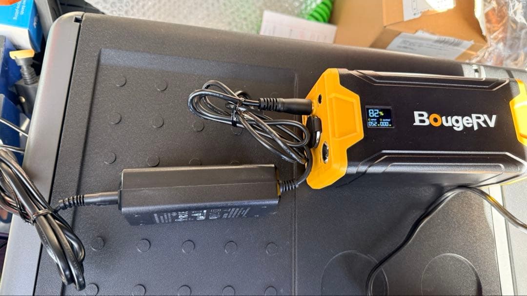 BougeRV 車載冷蔵庫用ポータブルバッテリー 220W　ACアダプター付