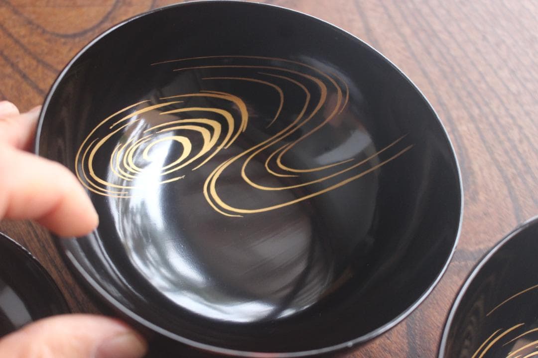 時代逸品！端正な黒漆に優美な光琳鶴蒔絵の映えるお椀2点（検輪島塗蒔絵椀