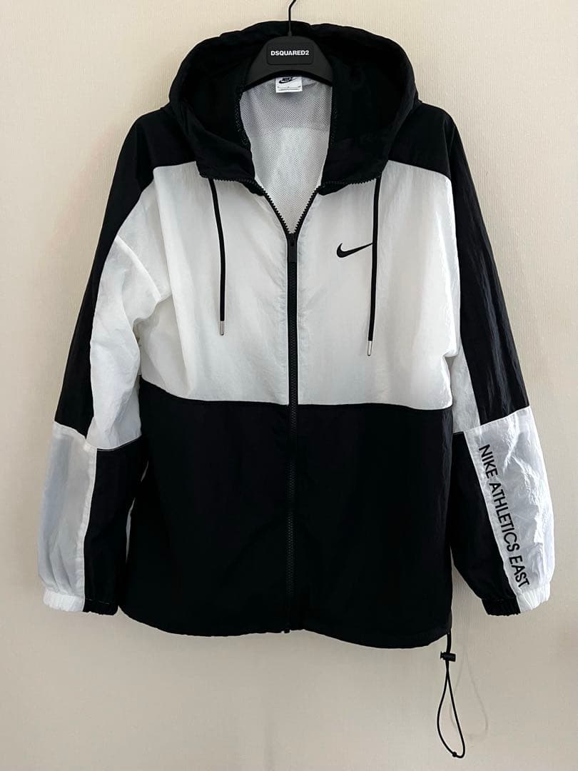 最終値下げ中‼️レア‼︎ 早い者勝ち‼︎《NIKE》ナイキ ウィンドブレーカー 黒 S