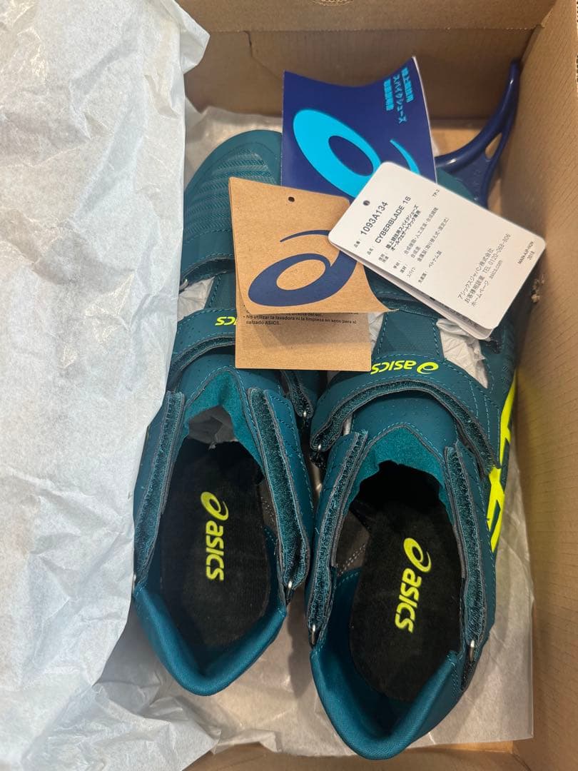 asics ユニセックス　CYBERBLADE 16 陸上スパイク