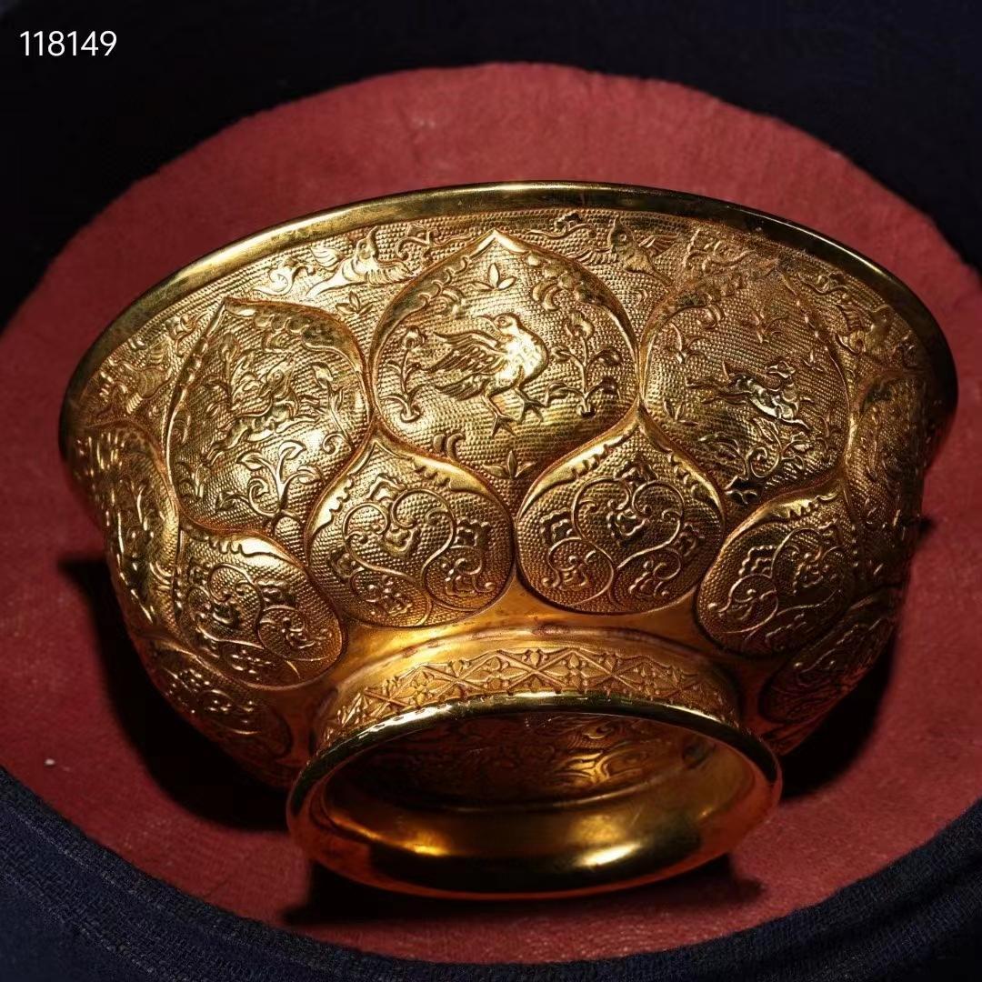 中国古美術・珍品古蔵・純銅制・高浮彫刻花鎏金碗・箱付・茶道具・置物・食器・文房具