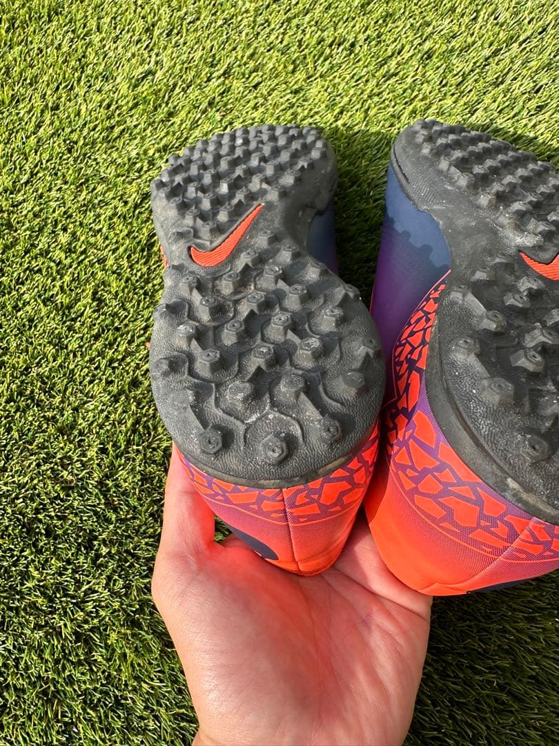 ナイキ ハイパーヴェノム フェイド II TF(レッド×パープル) 26.5