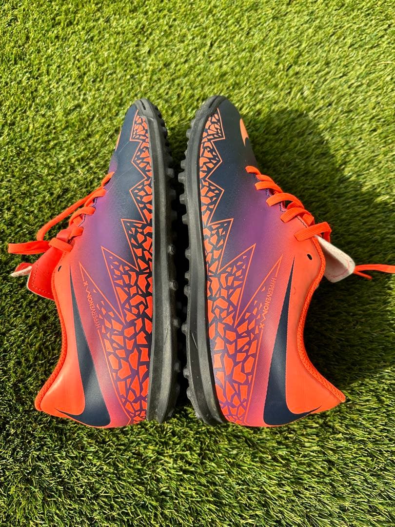 ナイキ ハイパーヴェノム フェイド II TF(レッド×パープル) 26.5