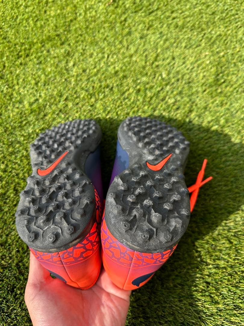 ナイキ ハイパーヴェノム フェイド II TF(レッド×パープル) 26.5