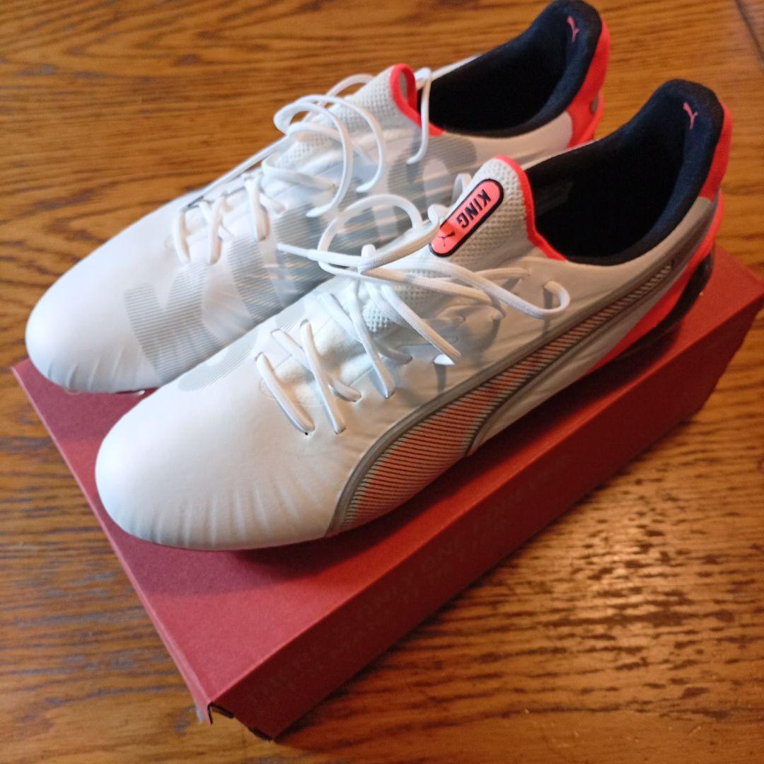 29cm プーマ　キング　アルティメット サッカー ホワイト/ピンク