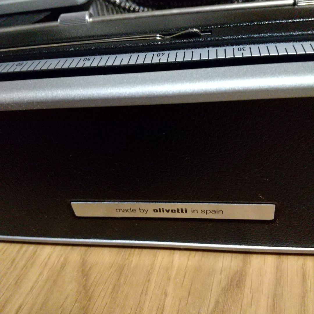 オリベッティタイプライター