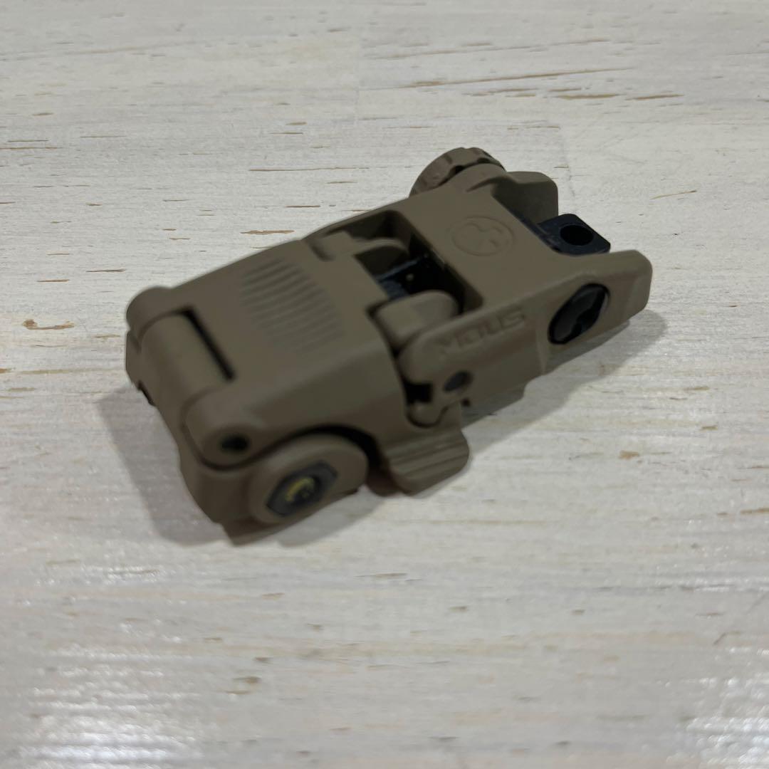 実物　MAGPUL マグプル　サイト　グリップ　FDE M4などに