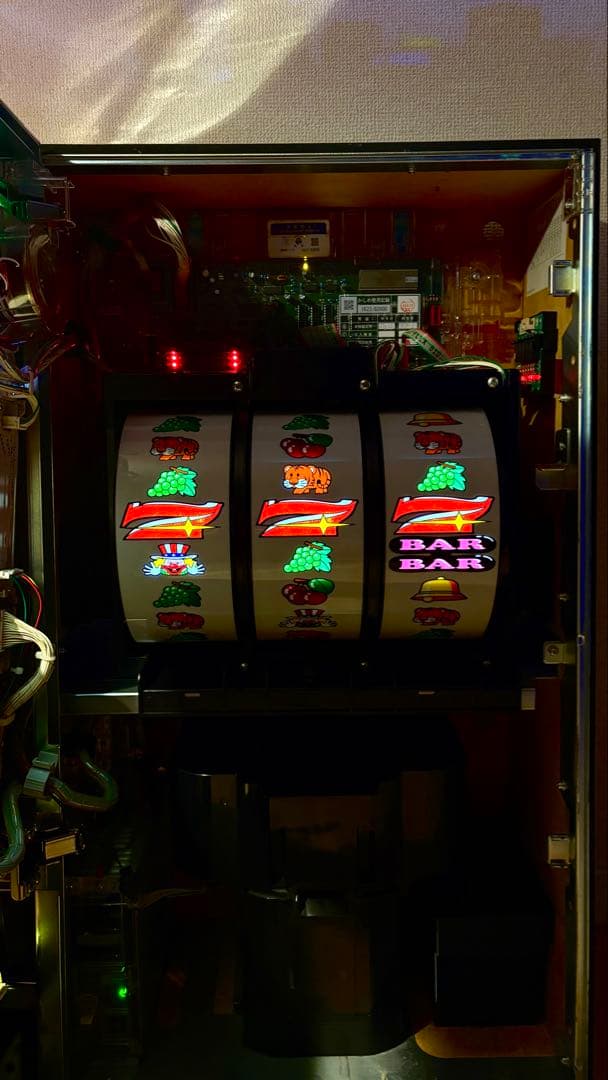 マイジャグラー3(送料込)パチスロ実機