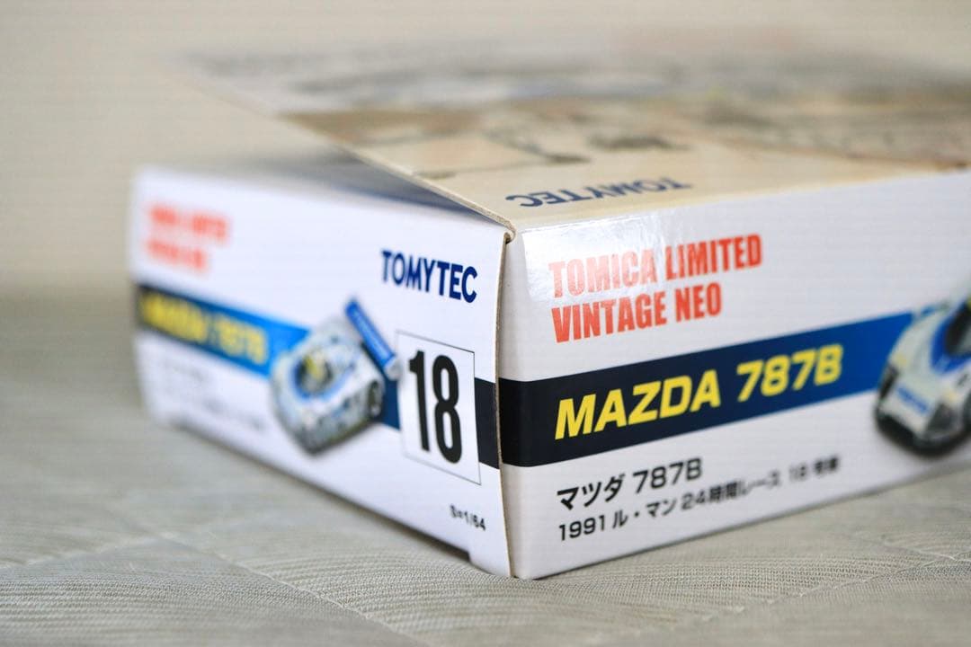 トミーテックミニカー　マツダ 787B No.18