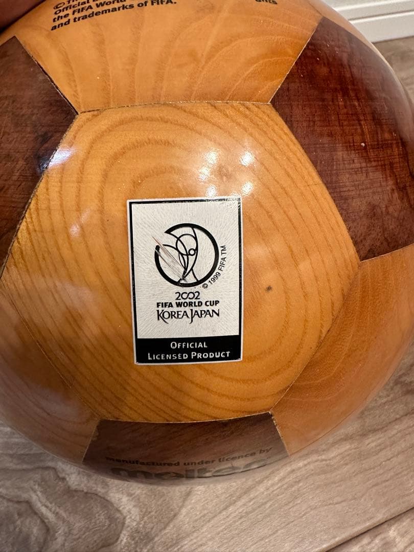 希少FIFA2002年日韓ワールドカップ木製サッカーボールmolten/5号