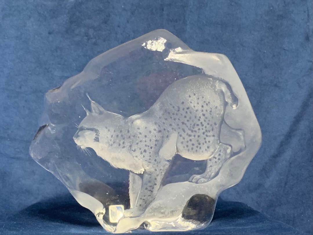 Mats Jonasson 山猫のクリスタル彫像
