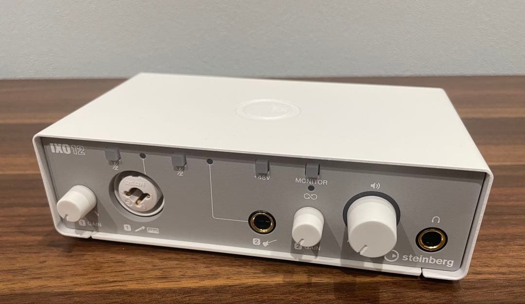 Steinberg IXO12 ホワイト オーディオインターフェイス