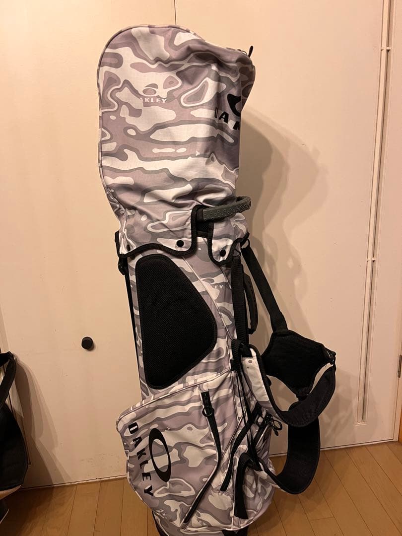 OAKLEY オークリー 迷彩 カモフラージュ スタンドキャディバッグ