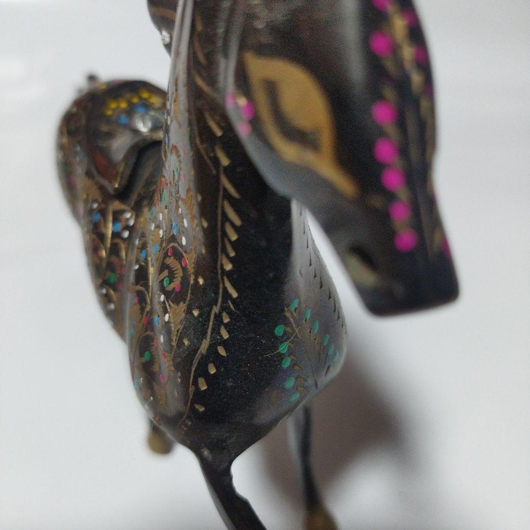 アンテーク　装飾的な金属製馬の彫刻