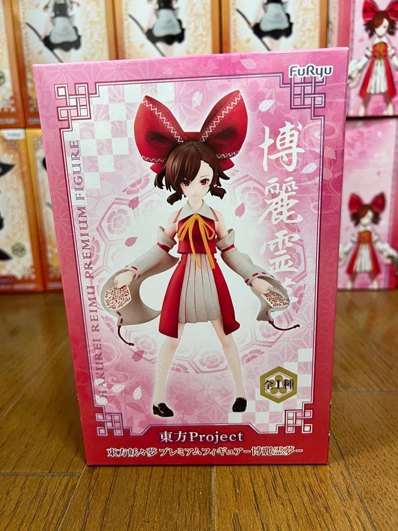 17個★東方Project 東方妖々夢 プレミアムフィギュア霧雨魔理沙 博麗霊夢