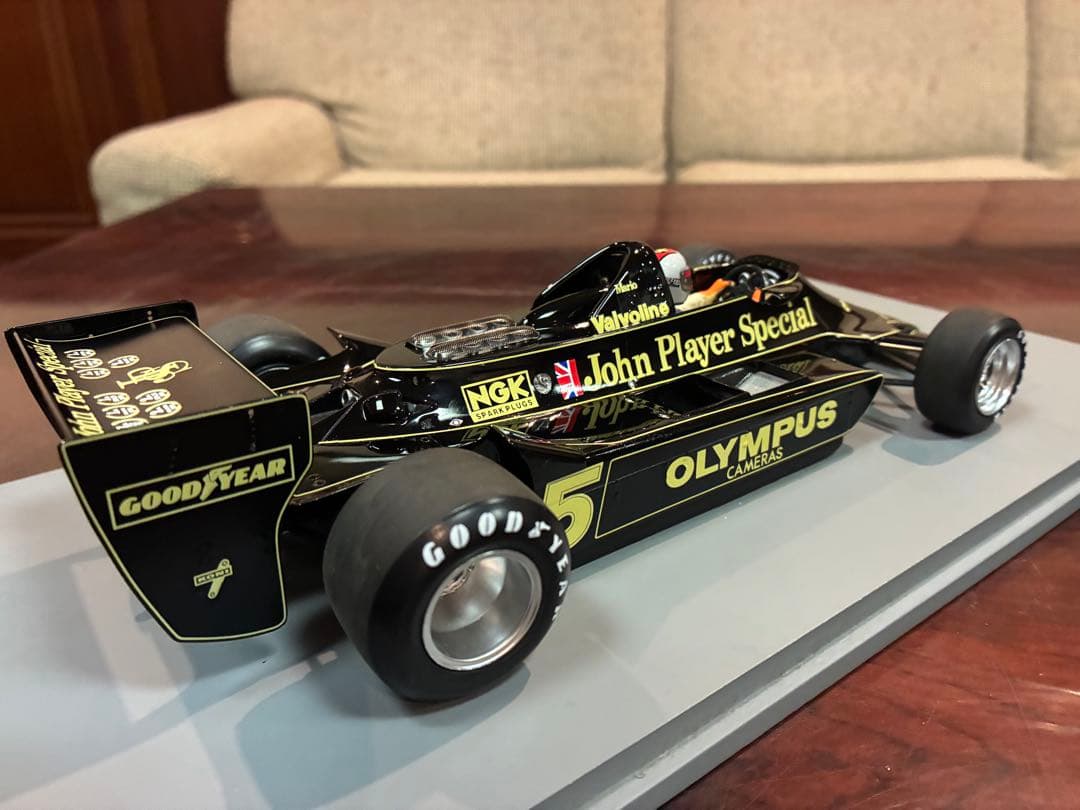 スパーク　1/18 ロータス79 1978 オランダGPウィナー