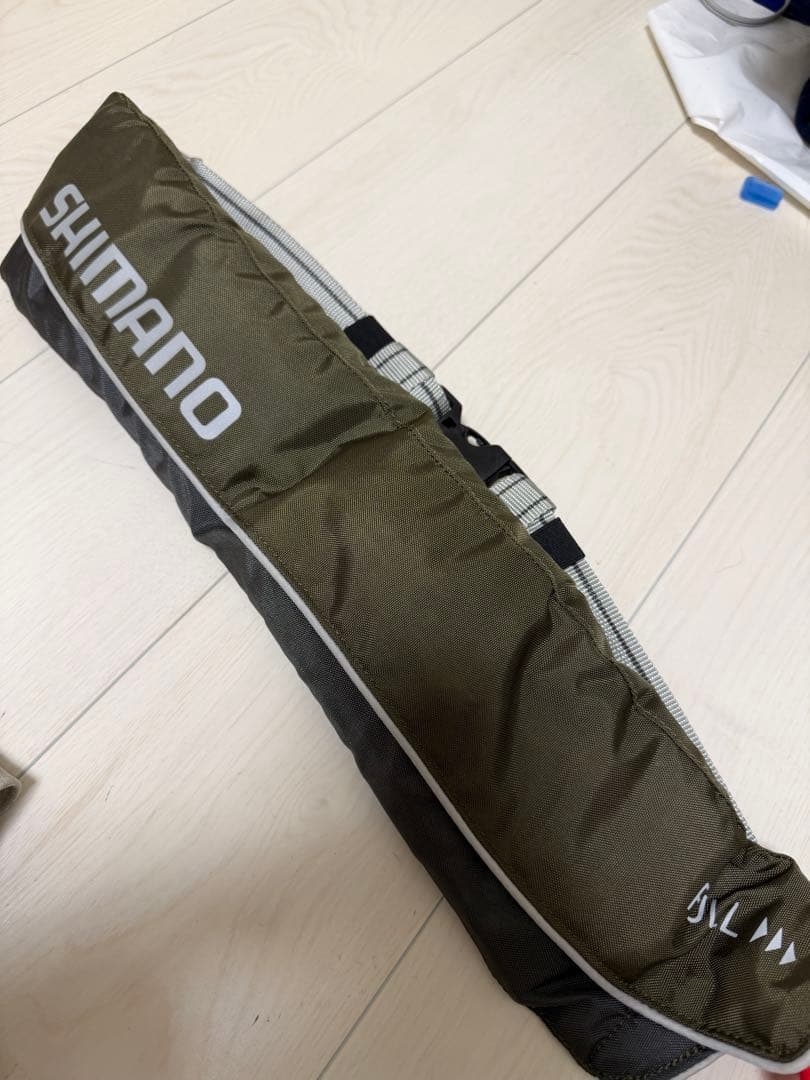 SHIMANO ライフジャケット オリーブグリーン　桜
