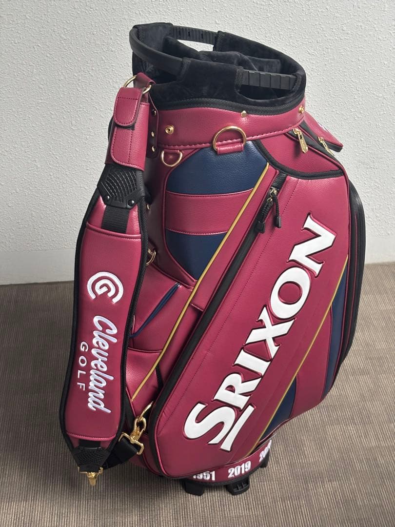 【美品】スリクソン キャディバッグ 松山英樹モデル