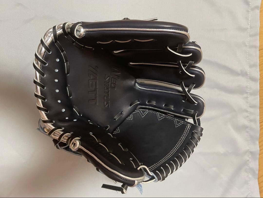 【超貴重】大瀬良大地サイン入りグローブ　サイン色紙付　おむらんちゃん　限定品