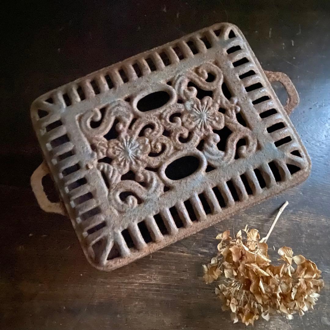 行火　豆炭あんか　鋳物　鉄　古道具　当時物　ガーデンオブジェにも