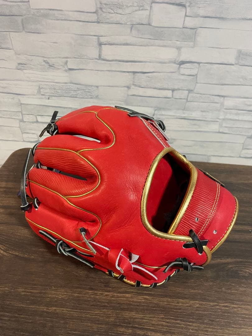 ゼット　軟式グローブ　ネオステイタス　大人サイズ　新品　展示品　未使用品　レッド