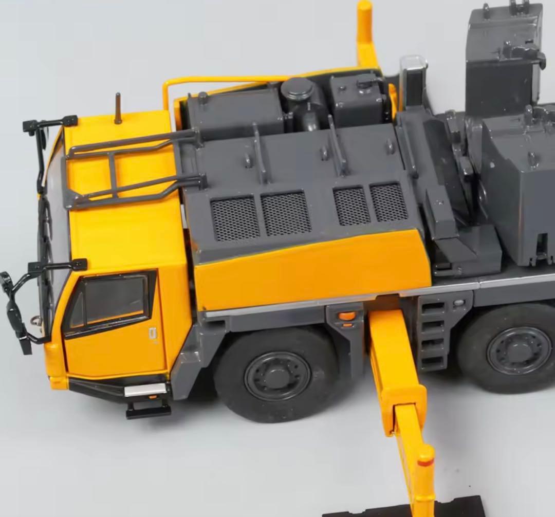 1:50 スケール日本 KATO KA1300 トラッククレーン モデル