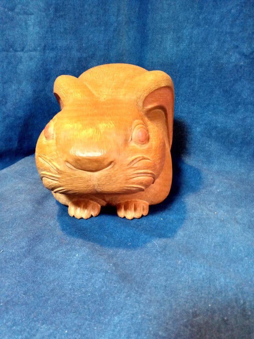 うさぎ一刀彫桜　卯　兎　ウサギ