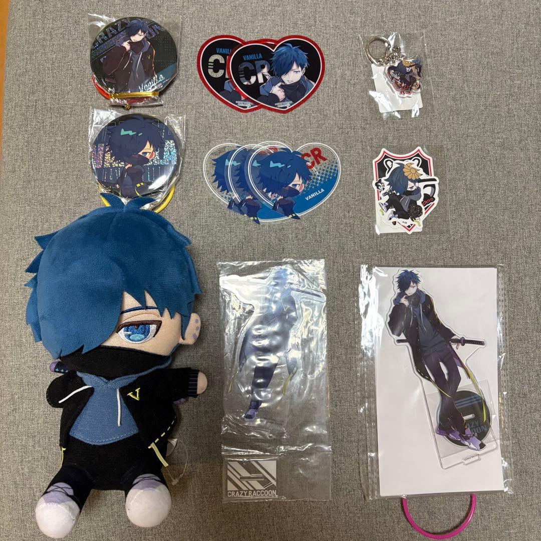 CR VanilLa バニラcrazy raccoon アクスタ　ぬいぐるみ