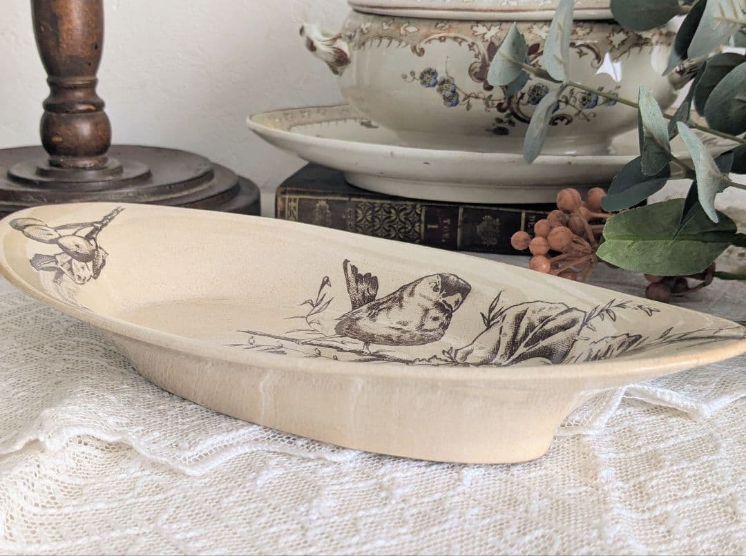 ショワジールロワ 鳥と木の実のラヴィエ フランス アンティーク