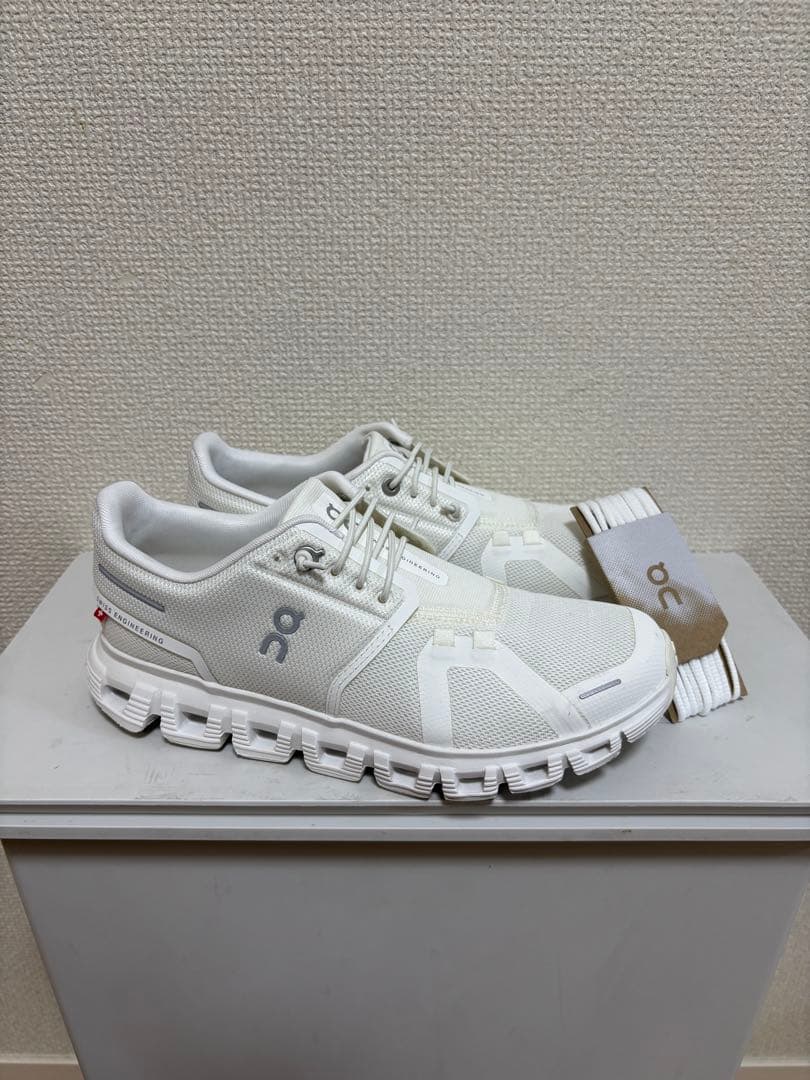 On Cloud 6 ランニングシューズ 24cm 女性